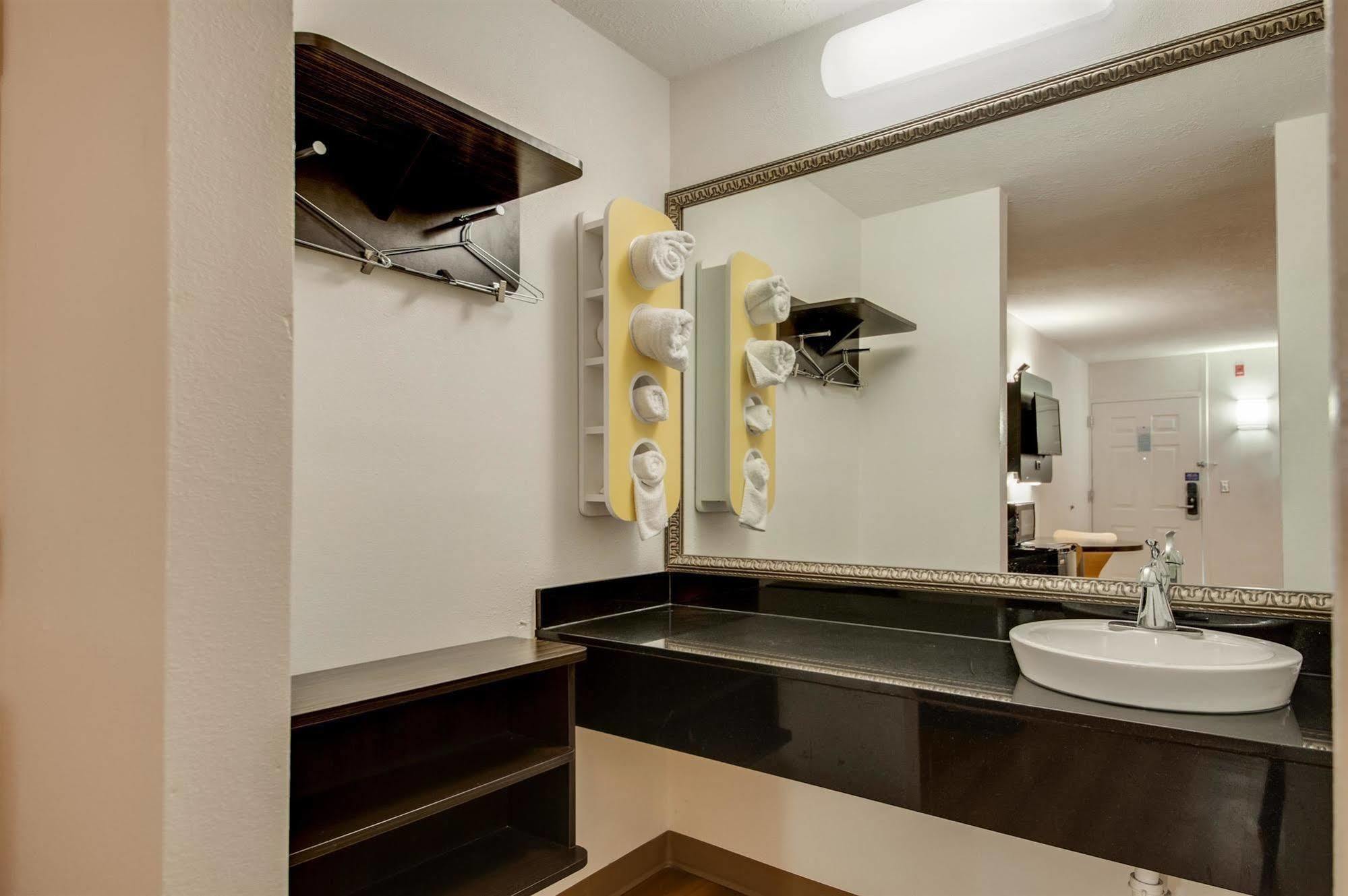 Motel 6-Jennings, La Dış mekan fotoğraf