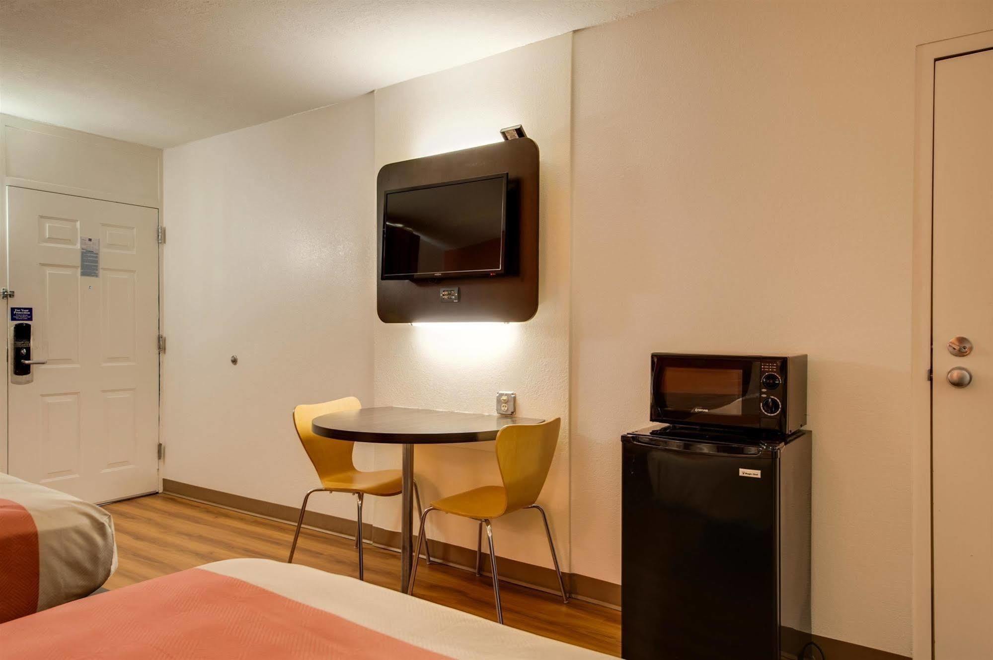 Motel 6-Jennings, La Dış mekan fotoğraf
